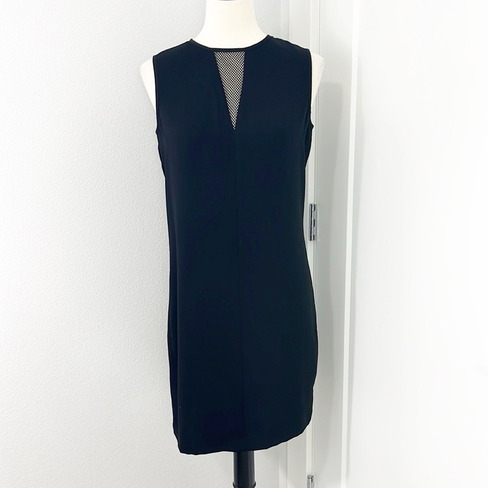 Calvin Klein Size 4 Black Sleeveless Mesh Panel V-Neck Sheath Dress